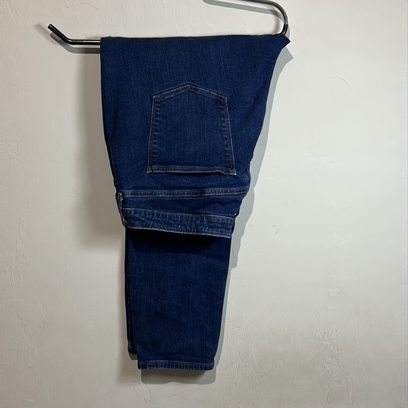 Universal Thread Denim - Universal Threads Mid Rise Curvy Skinny Stretch